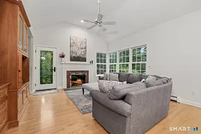 921 Bethany Mountain Road, Cheshire, CT 06410 - Photo 9