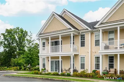 822 Center Meadow Lane #822, Danbury, CT 06810 - Photo 3
