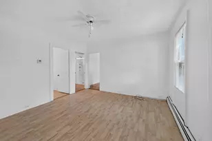 9 Broadway Ave, Stonington, CT 06355 - Photo 9