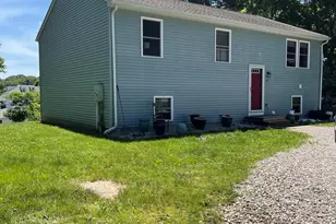 8 Wells Ave, Stonington, CT 06379 - Photo 5