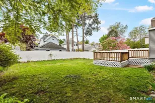 36 Quentin St, Hamden, CT 06517 - Photo 25