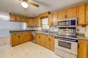 69 Hickory Rd, Torrington, CT 06790 - Photo 21