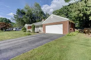 69 Hickory Rd, Torrington, CT 06790 - Photo 5