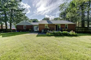 69 Hickory Rd, Torrington, CT 06790 - Photo 7