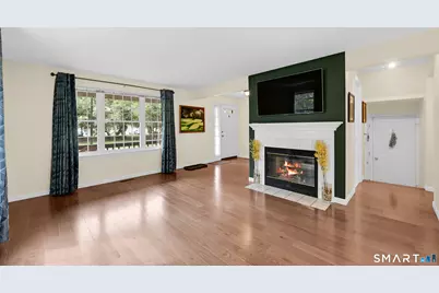 2202 Meadowview Drive #2202, East Windsor, CT 06088 - Photo 3