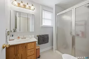 17 Lake Ave, Danbury, CT 06810 - Photo 23