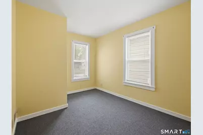 17 Lake Avenue, Danbury, CT 06810 - Photo 11
