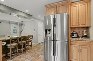 64 Summer St, Stratford, CT 06614 - Photo 17