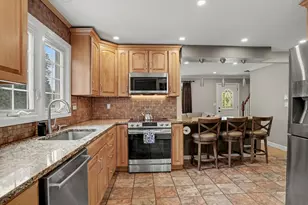 64 Summer St, Stratford, CT 06614 - Photo 13