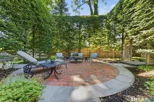 26 Spruce St, Fairfield, CT 06890 - Photo 37