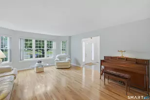175 Rolling Green, Middletown, CT 06457 - Photo 7