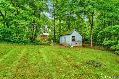 844 Middletown Avenue, North Haven, CT 06473 - Photo 25