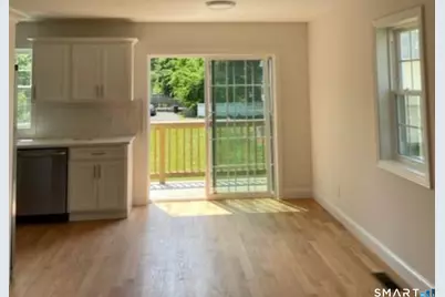 1686 Litchfield Turnpike #B, Woodbridge, CT 06525 - Photo 3