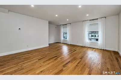 1686 Litchfield Turnpike #B, Woodbridge, CT 06525 - Photo 11