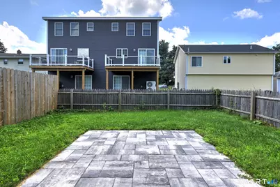 1686 Litchfield Turnpike #B, Woodbridge, CT 06525 - Photo 5