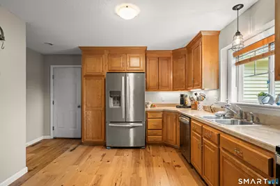 204 Oak Ridge Drive #204, Windsor Locks, CT 06096 - Photo 5