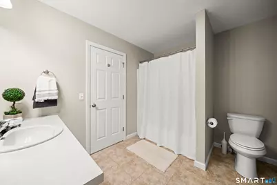 204 Oak Ridge Drive #204, Windsor Locks, CT 06096 - Photo 25