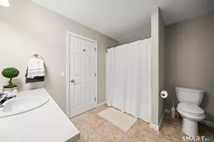 204 Oak Ridge Dr, Windsor Locks, CT 06096 - Photo 25