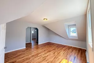 271 Vine St, Bridgeport, CT 06604 - Photo 9