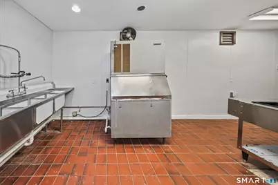 26 North Main Street, Waterbury, CT 06702 - Photo 37
