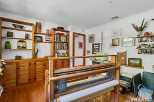 32 Ives Ave, Meriden, CT 06450 - Photo 13