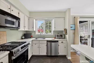 34 Canborne Way #34, Madison, CT 06443 - Photo 11