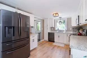 254 Park Rd, Haddam, CT 06438 - Photo 5