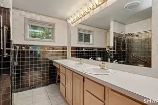 144 Maple St, Seymour, CT 06483 - Photo 23