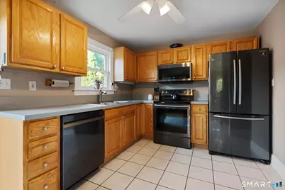 462 Davis Street, Watertown, CT 06779 - Photo 11