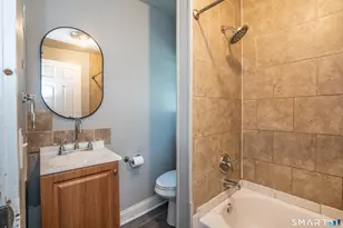 45 Moore Ave, East Hartford, CT 06108 - Photo 11