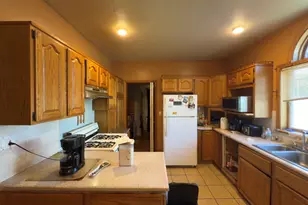 111 Otis St, Hartford, CT 06114 - Photo 13