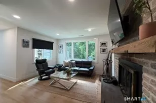 102 Old Barn Rd W, Stamford, CT 06905 - Photo 7