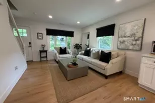 102 Old Barn Rd W, Stamford, CT 06905 - Photo 3