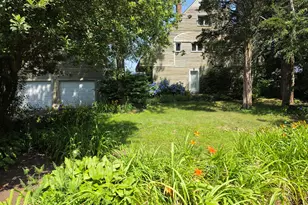106 Pratt Rd, Clinton, CT 06413 - Photo 1