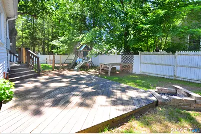 33 Roy Street, Enfield, CT 06082 - Photo 23