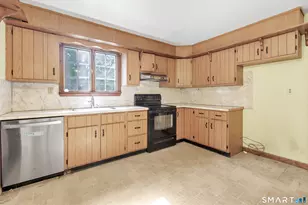 10 Philip Dr, Shelton, CT 06484 - Photo 7