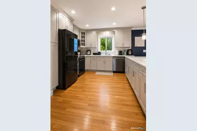 15 Jessup Street, Stamford, CT 06902 - Photo 3