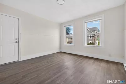 27 Beacon Street #3, Waterbury, CT 06704 - Photo 5