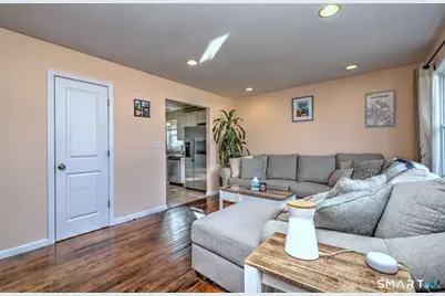 46 Aircraft Road, West Haven, CT 06516 - Photo 11