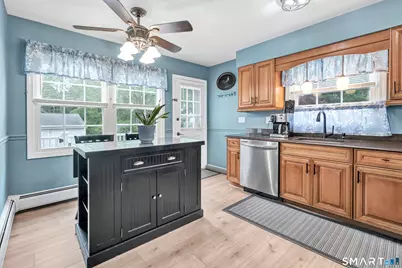 2821 Broadbridge Avenue, Stratford, CT 06614 - Photo 19