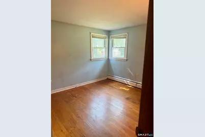 30 Allyn Avenue, Norwich, CT 06360 - Photo 11