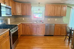 30 Allyn Ave, Norwich, CT 06360 - Photo 5