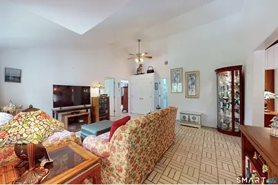 10 Baxter Street, Danbury, CT 06811 - Photo 25