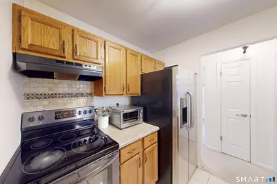8 Rose Lane #18-10, Danbury, CT 06811 - Photo 13
