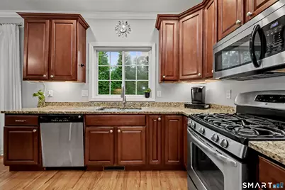 602 Woodland Hills Drive #602, Trumbull, CT 06611 - Photo 13