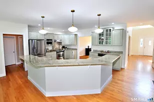 22 Jubrey Dr, Windsor, CT 06095 - Photo 9