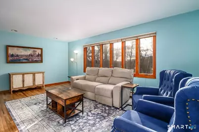 7 Mohawk Circle, Danbury, CT 06811 - Photo 3