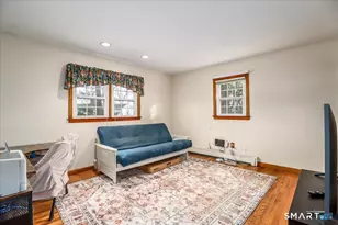 7 Mohawk Cir, Danbury, CT 06811 - Photo 13