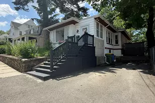 46 Windsor St, Waterbury, CT 06708 - Photo 3