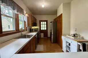 46 Windsor St, Waterbury, CT 06708 - Photo 13